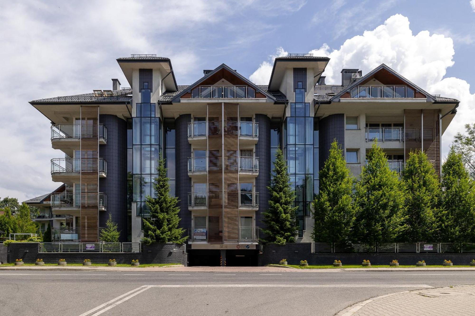 Przestronne Apartamenty W Zakopanem Z Trzema Sypialniami I Parkingiem By Noclegi Renters Экстерьер фото
