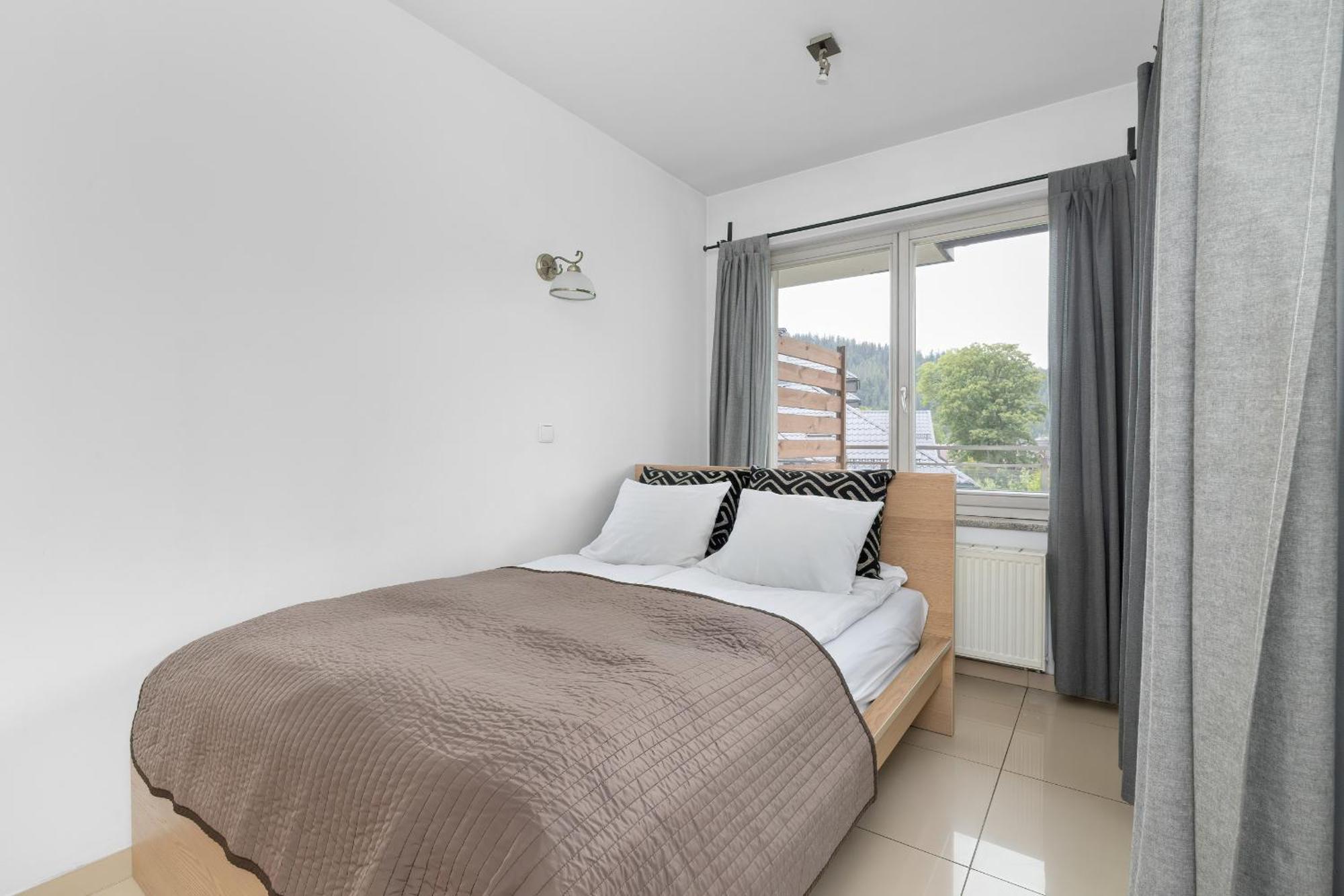 Przestronne Apartamenty W Zakopanem Z Trzema Sypialniami I Parkingiem By Noclegi Renters Экстерьер фото